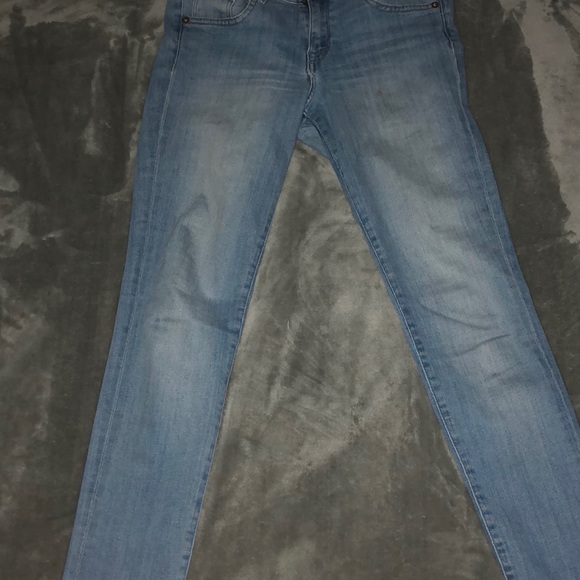 Light blue h&m skinny jeans - Picture 2 of 6